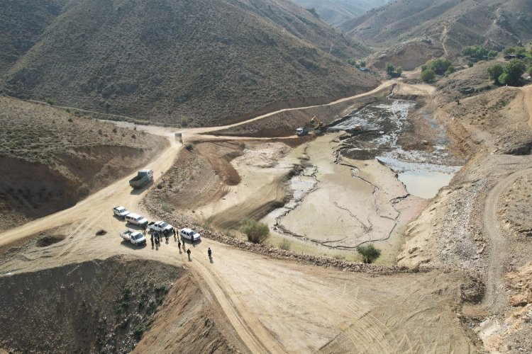 30 yıllık gölet Manisa’da yeniden hayat buluyor