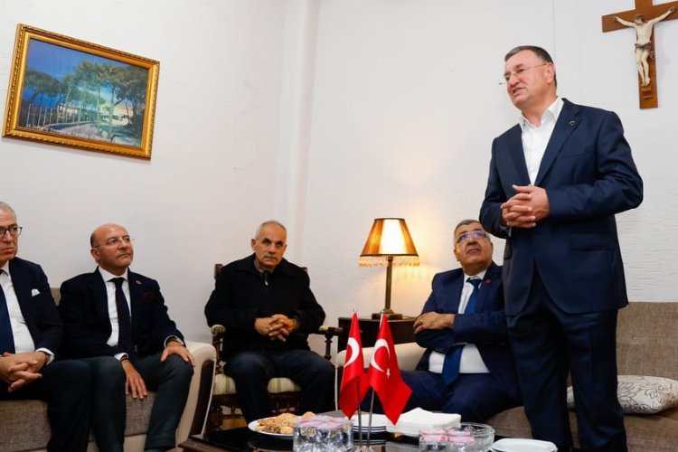 Hatay’da Başkan Savaş İskenderunlularla buluştu